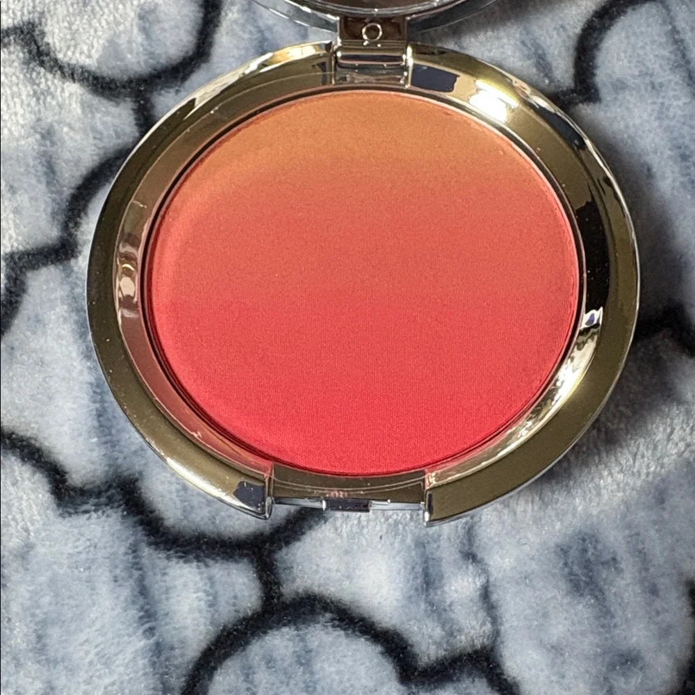 IT Cosmetics CC+RADIANCE Ombre Blush - Coral Flush